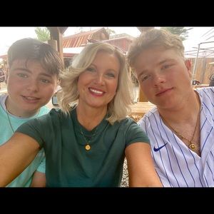 Meet your Posher, Charity